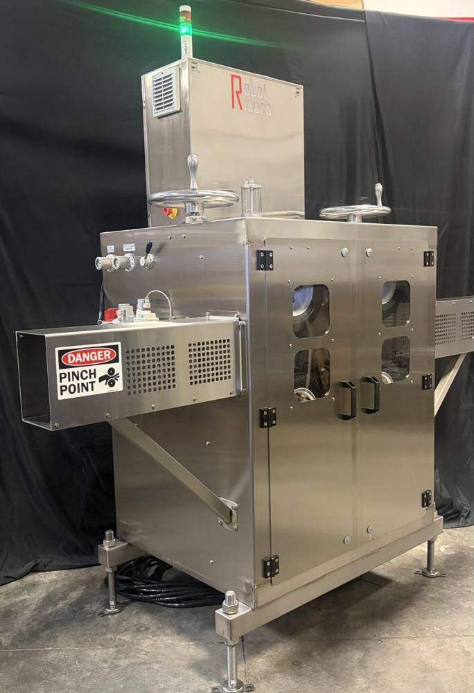 Stainless machine with stack light
